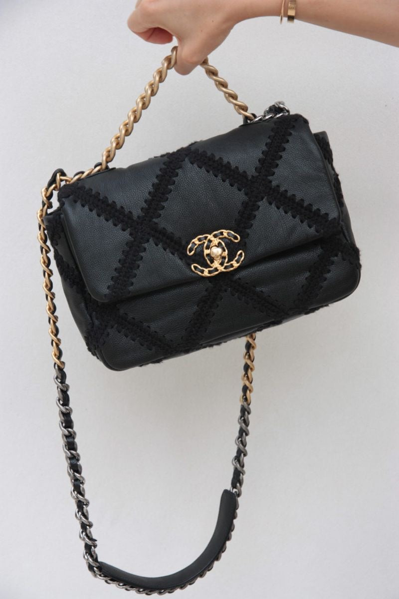 Chanel 19 Handbags