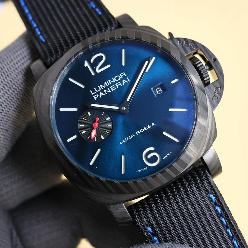 Panerai Luminor Luna Rossa PAM01157