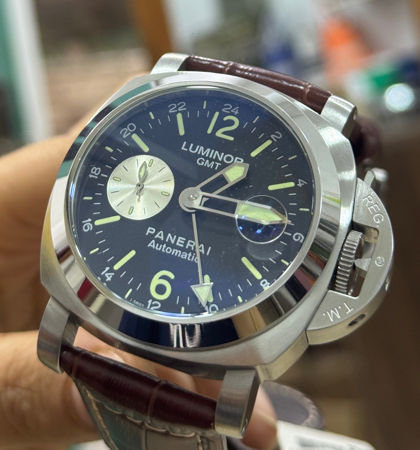 Panerai Luminor GMT