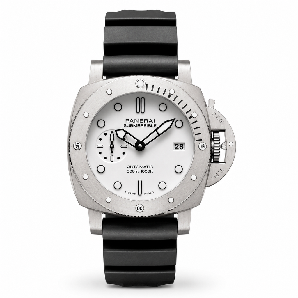 Panerai Luminor Submersible