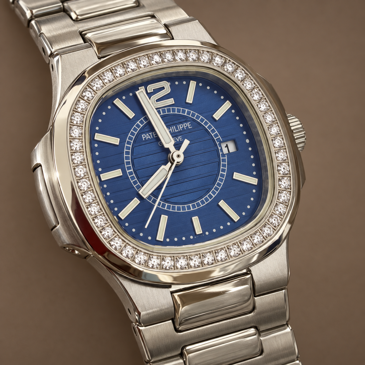 Patek Philippe Nautilus 7118