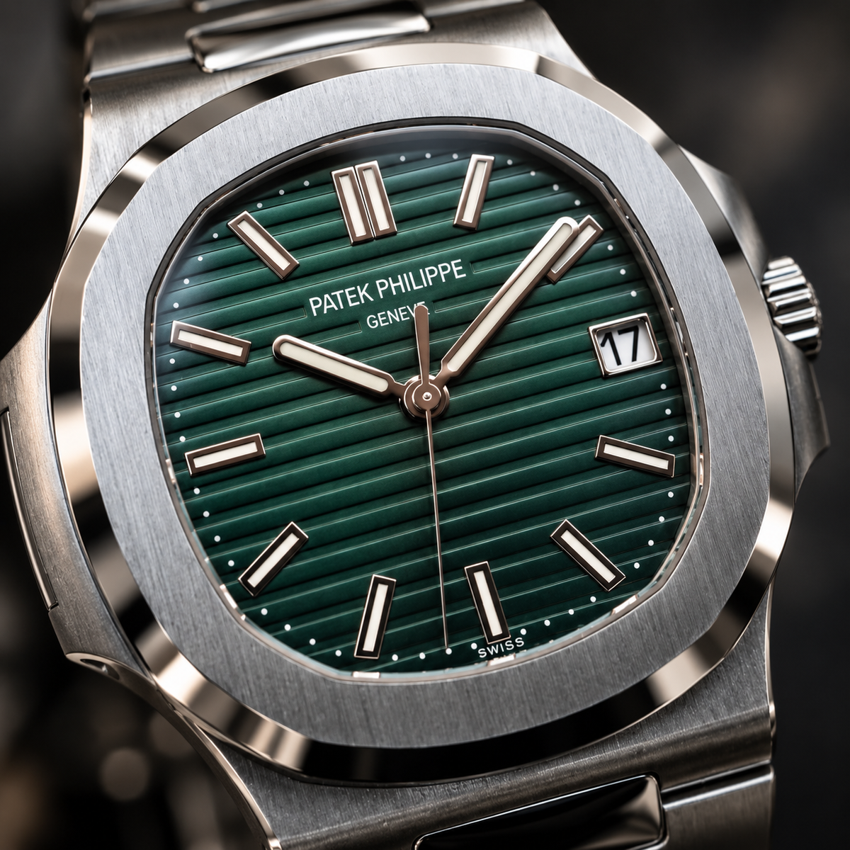 Patek Philippe-Nautilus 5711/1A Silver