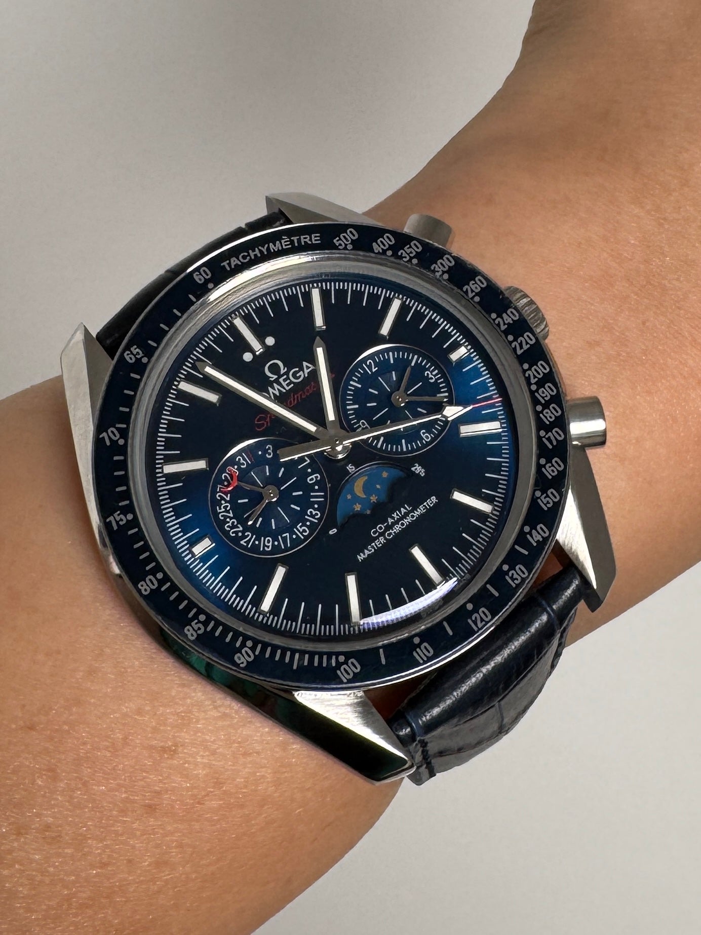 Omega Speedmaster Moonphase