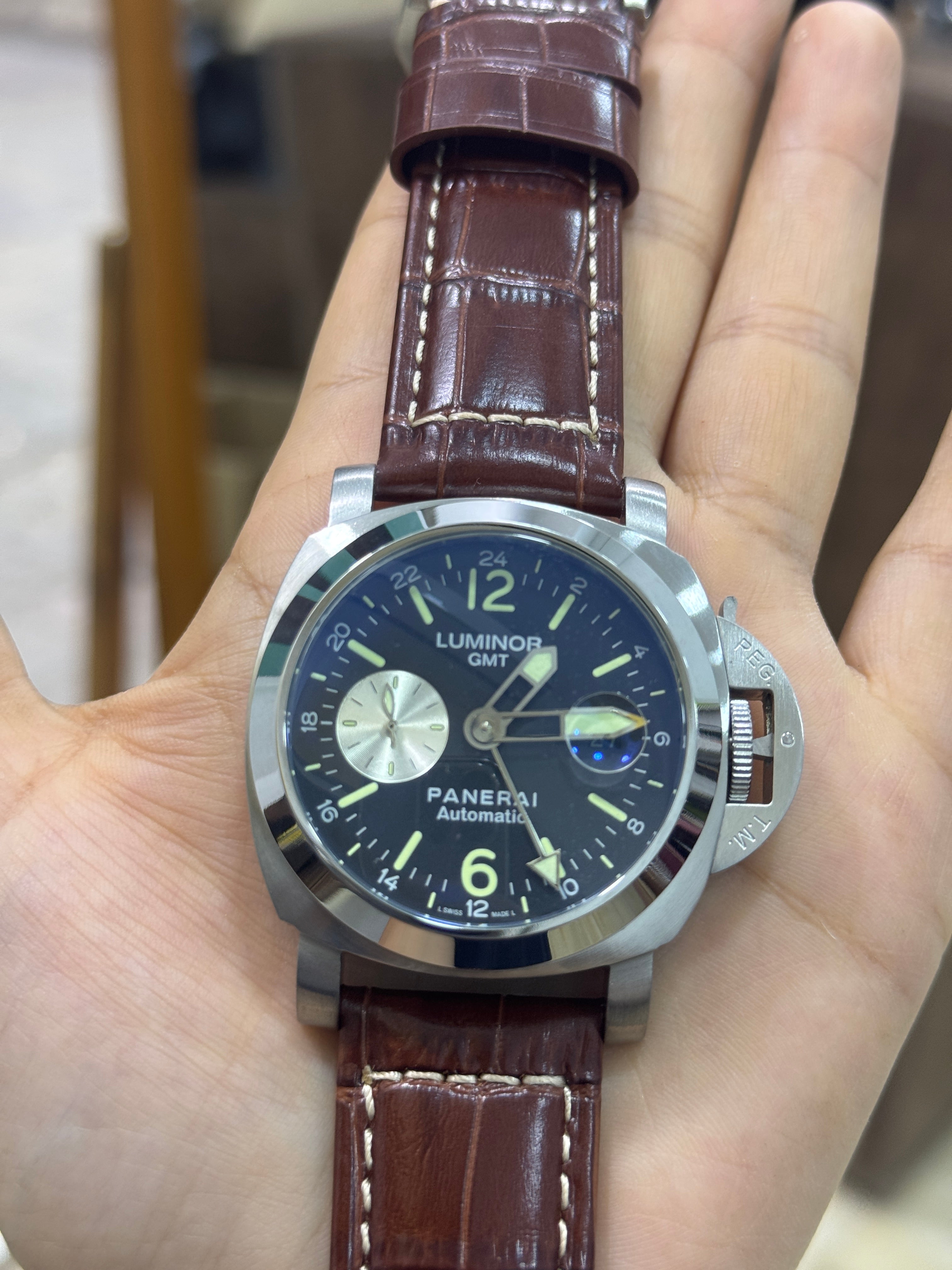 Panerai Luminor GMT