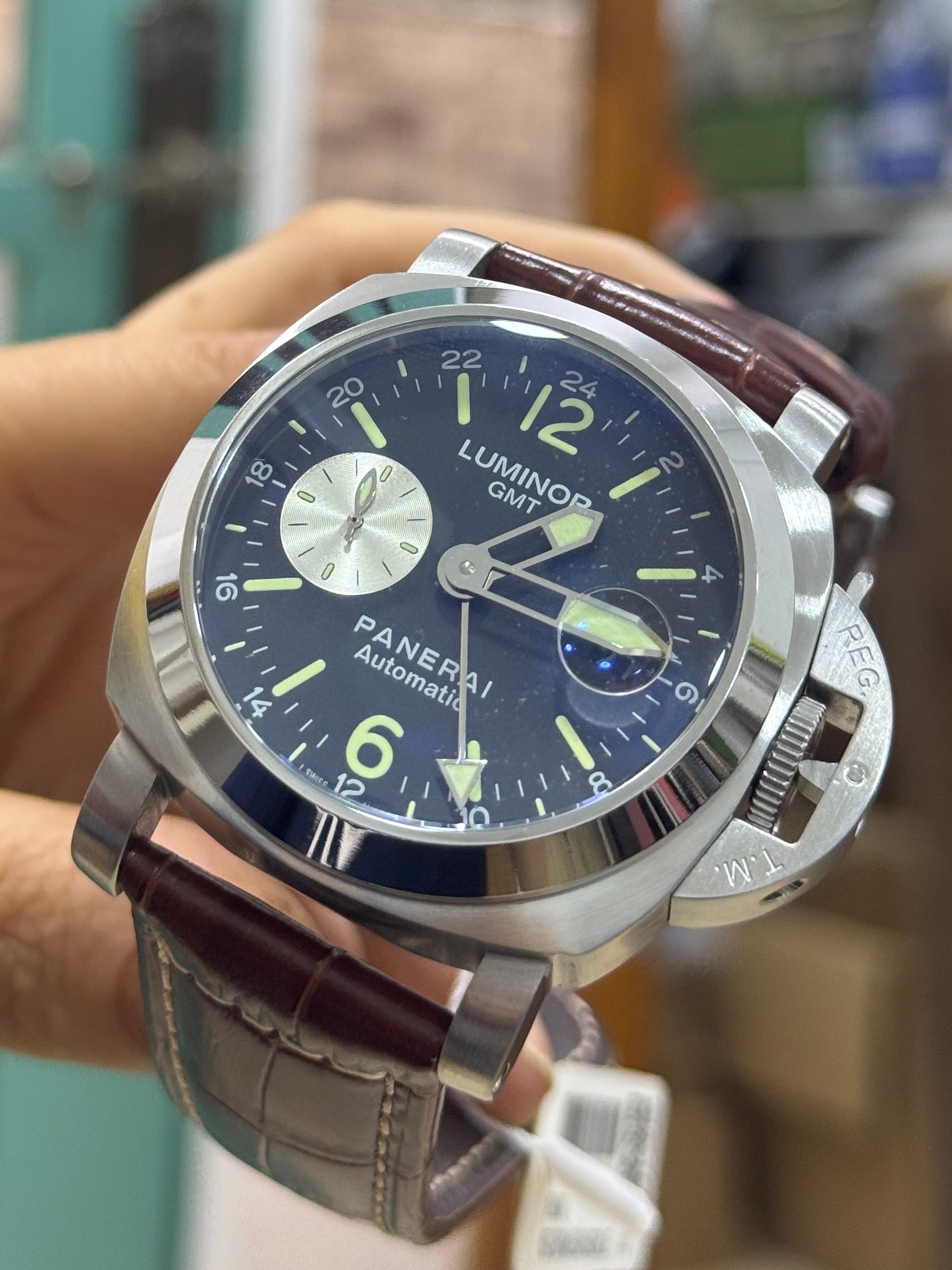 Panerai Luminor GMT