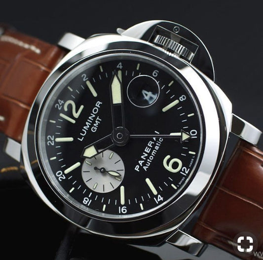 Panerai Luminor GMT