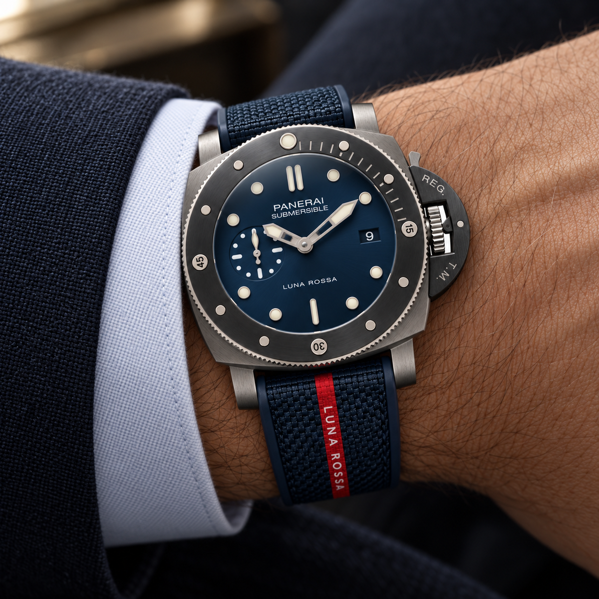 Panerai Submersible Luna Rossa