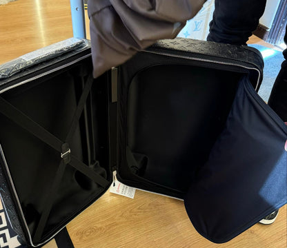 Louis Vuitton Horizon luggage