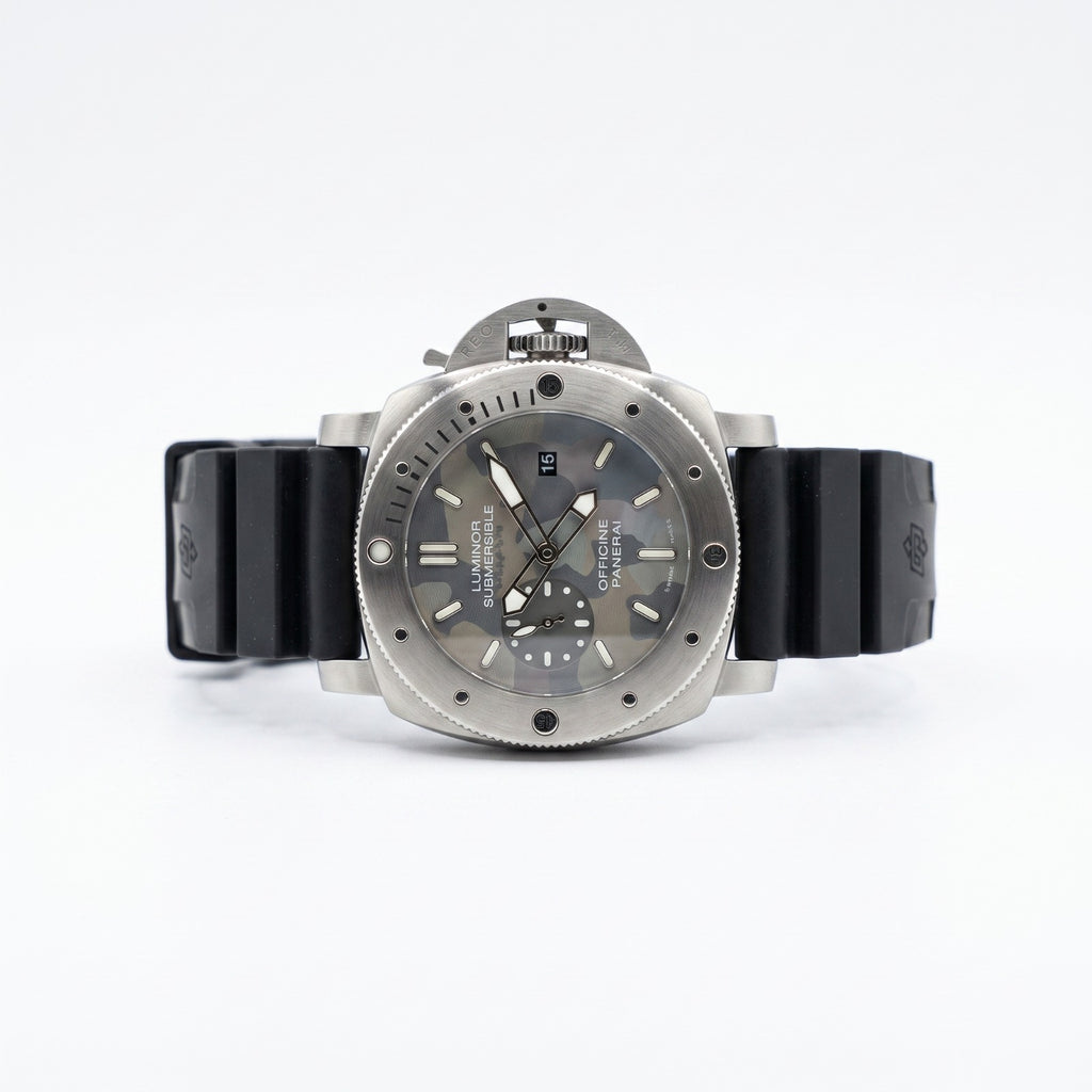 Panerai Luminor Submersible