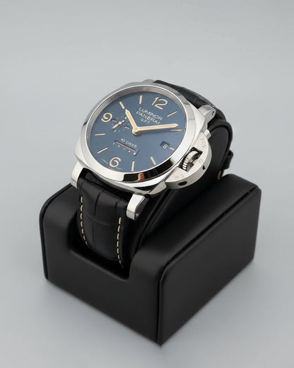 Panerai Submersible GMT