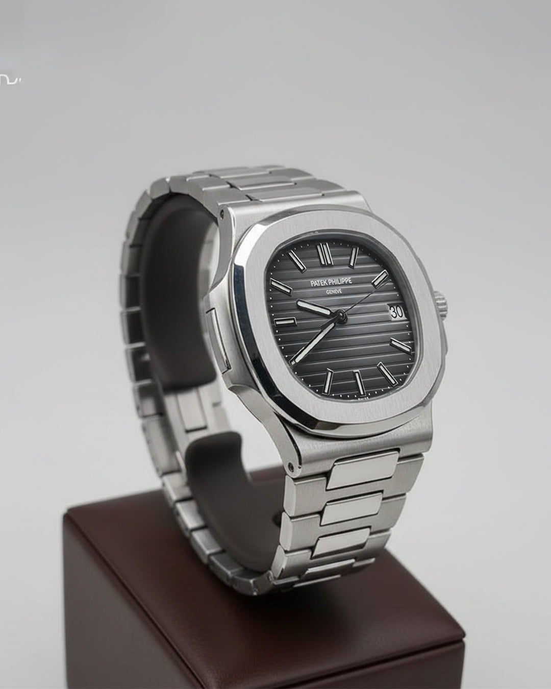 Patek Philippe Nautilus 5711/1A Silver