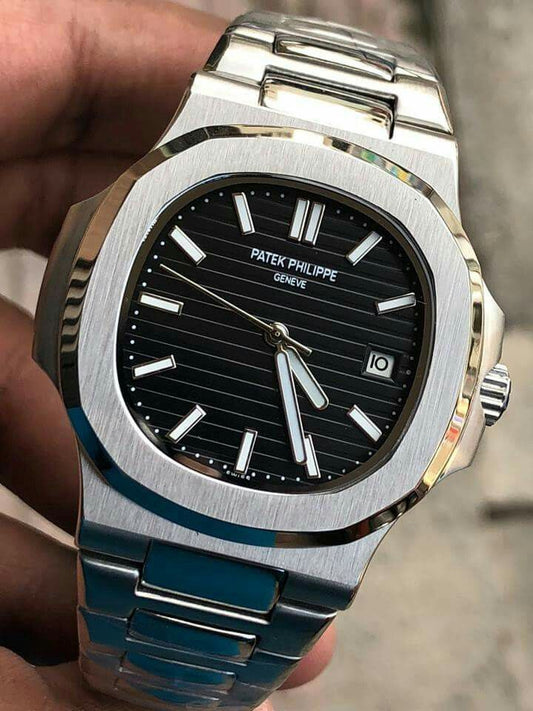 Patek Philippe Nautilus 5711/1A Silver