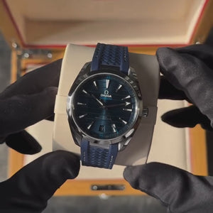 Omega SEAMASTER AQUA TERRA reel 2